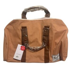 Herschel Supply Company- Novel Duffel 42.5 in Cork